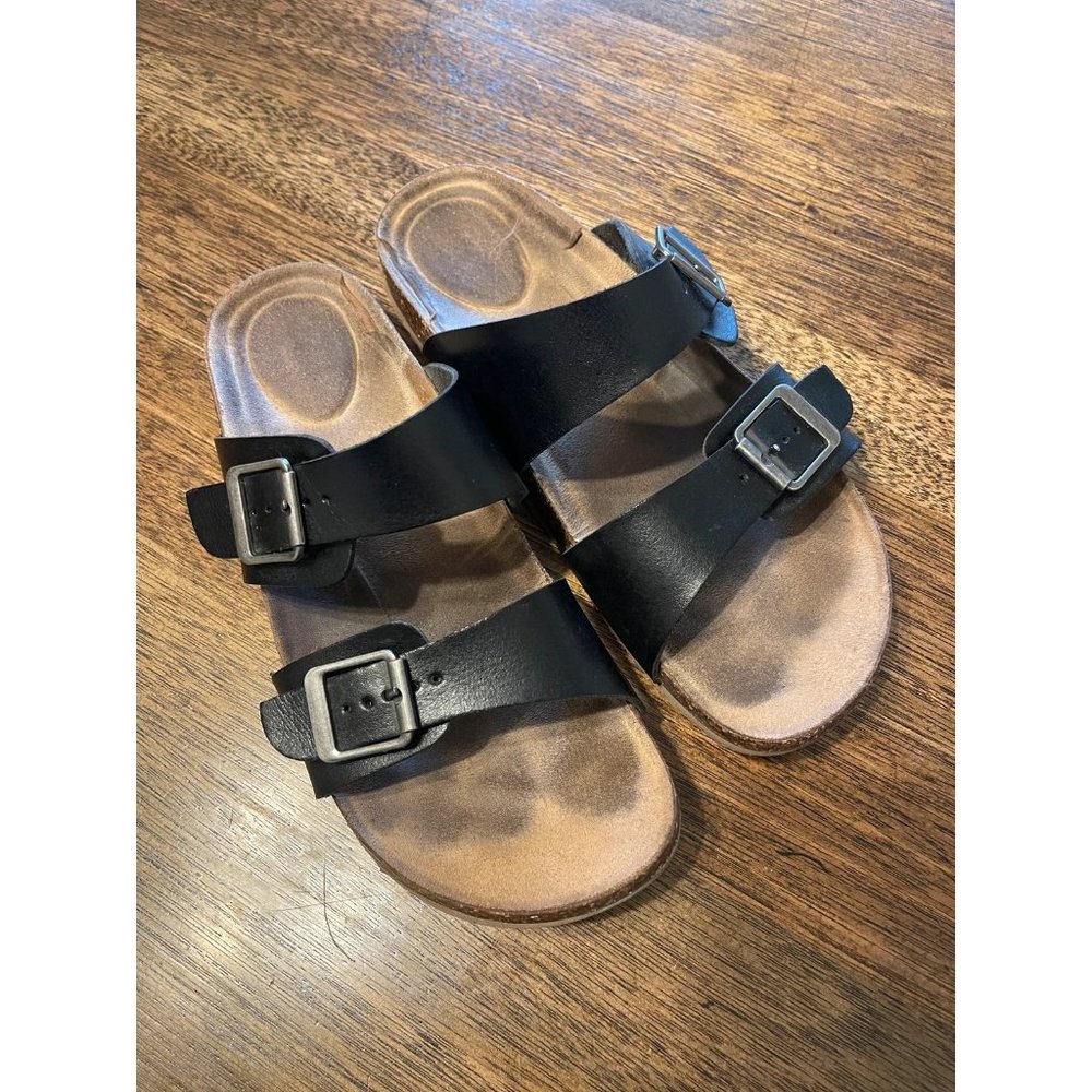 Black Sandals